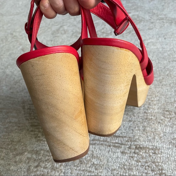 Matisse Free People Red Vegan Leather Heel Platform Clogs 10 - Picture 6 of 11